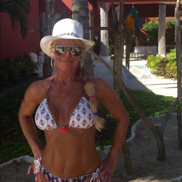 POSH AMBASSADOR - Picture 5 of 16